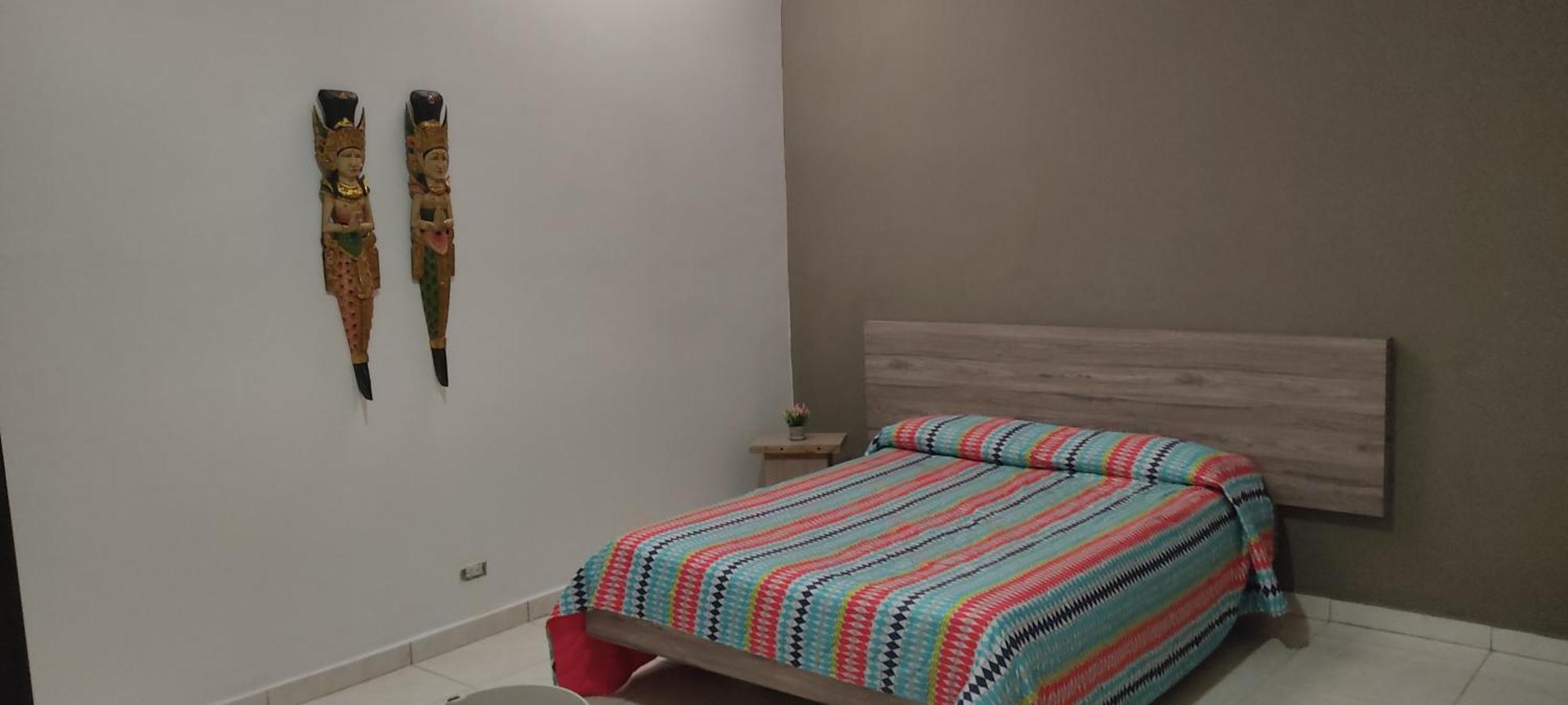 Hostal Komfort Μεντεγίν Εξωτερικό φωτογραφία