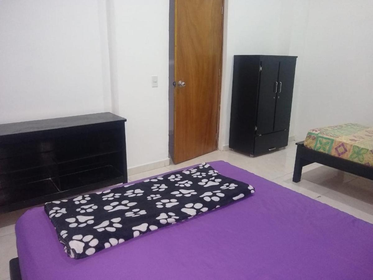Hostal Komfort Μεντεγίν Εξωτερικό φωτογραφία